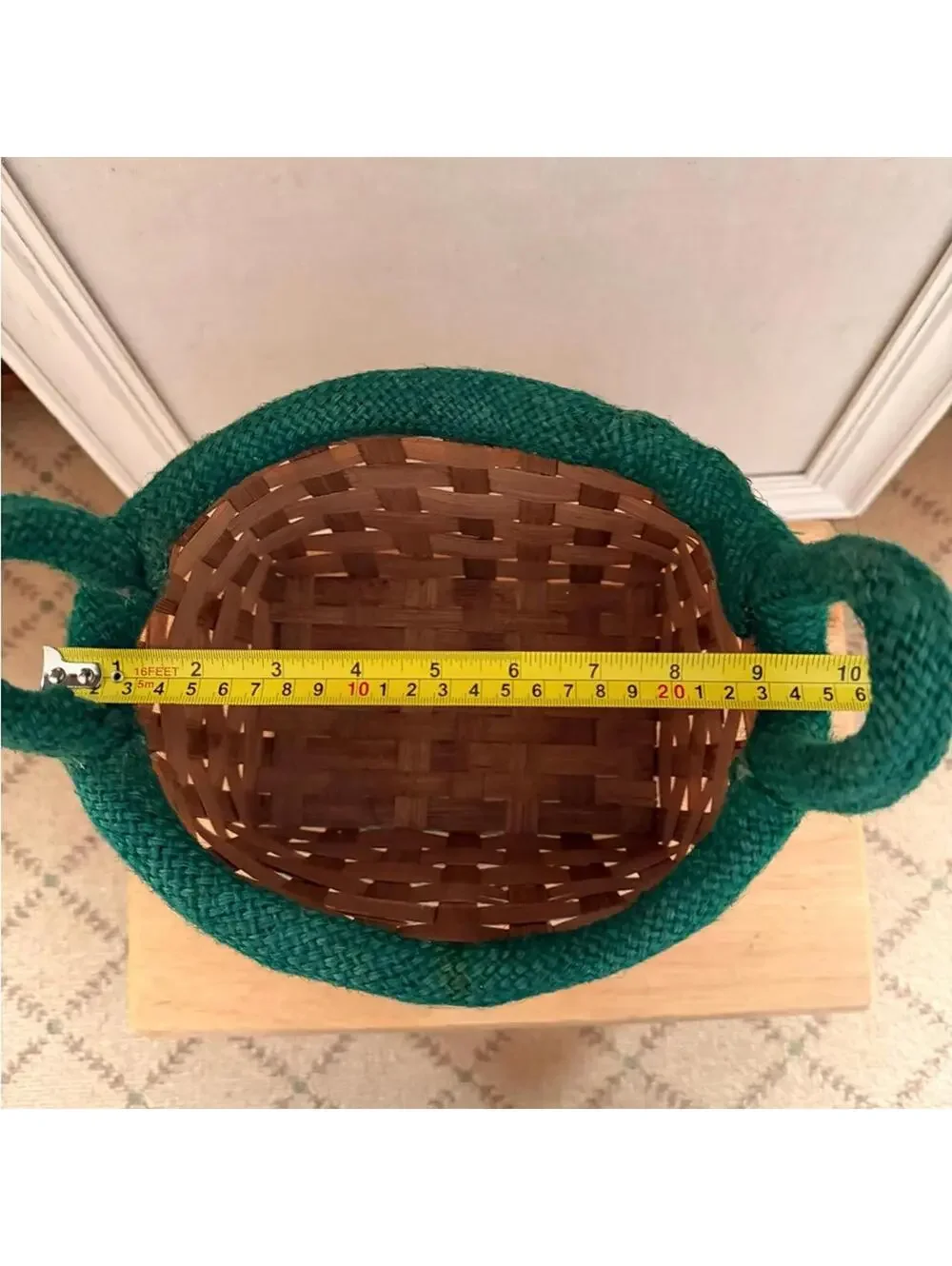 Vintage Christmas jute braided nesting baskets w a holiday design set of 3